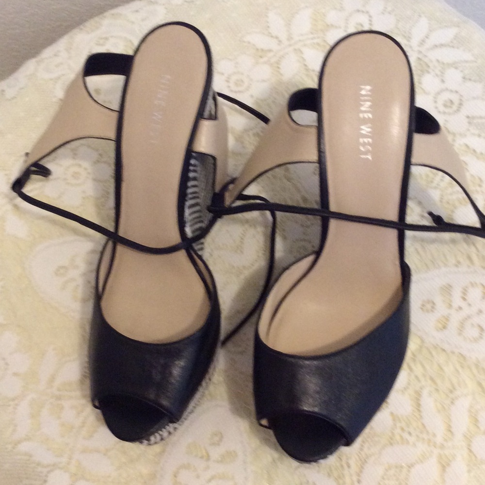 Nine West Black and White Chevron Wedge Sandals - Picture 7 of 8